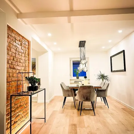 Schoenes Modernes Einfamilienhaus Fuer 1 Bis 6 Personen Rimpar Extérieur photo