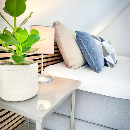 Schoenes Modernes Einfamilienhaus Fuer 1 Bis 6 Personen Rimpar Extérieur photo