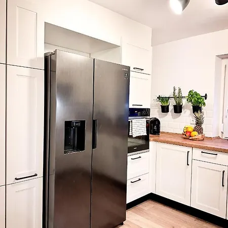 Schoenes Modernes Einfamilienhaus Fuer 1 Bis 6 Personen Rimpar Extérieur photo