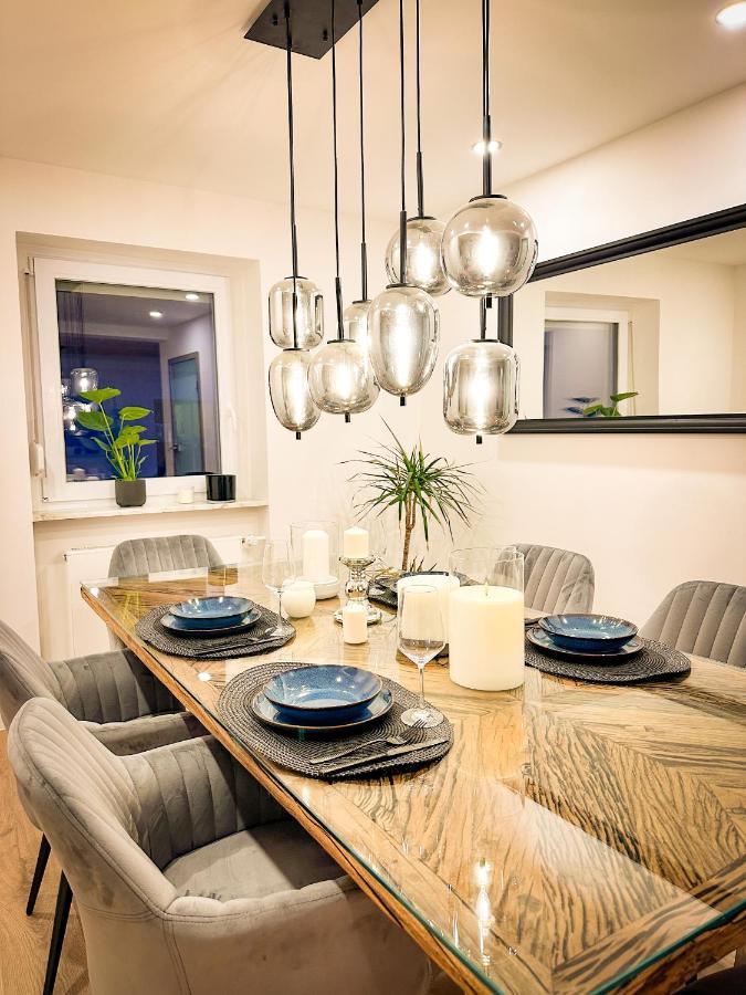 Schoenes Modernes Einfamilienhaus Fuer 1 Bis 6 Personen *